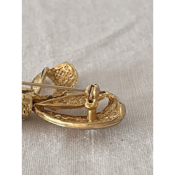 Hanae Mori Brooch Bow Articulating Filigree Pin Gold Tone Rhinestones Signed - Picture 15 of 16
